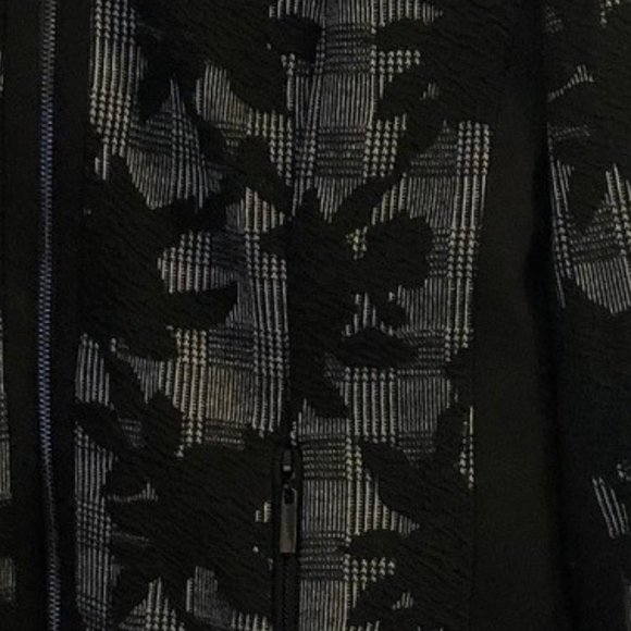 Laura Women's Blazer/Jacket (Size 6) - Like New - Picture 3 of 3